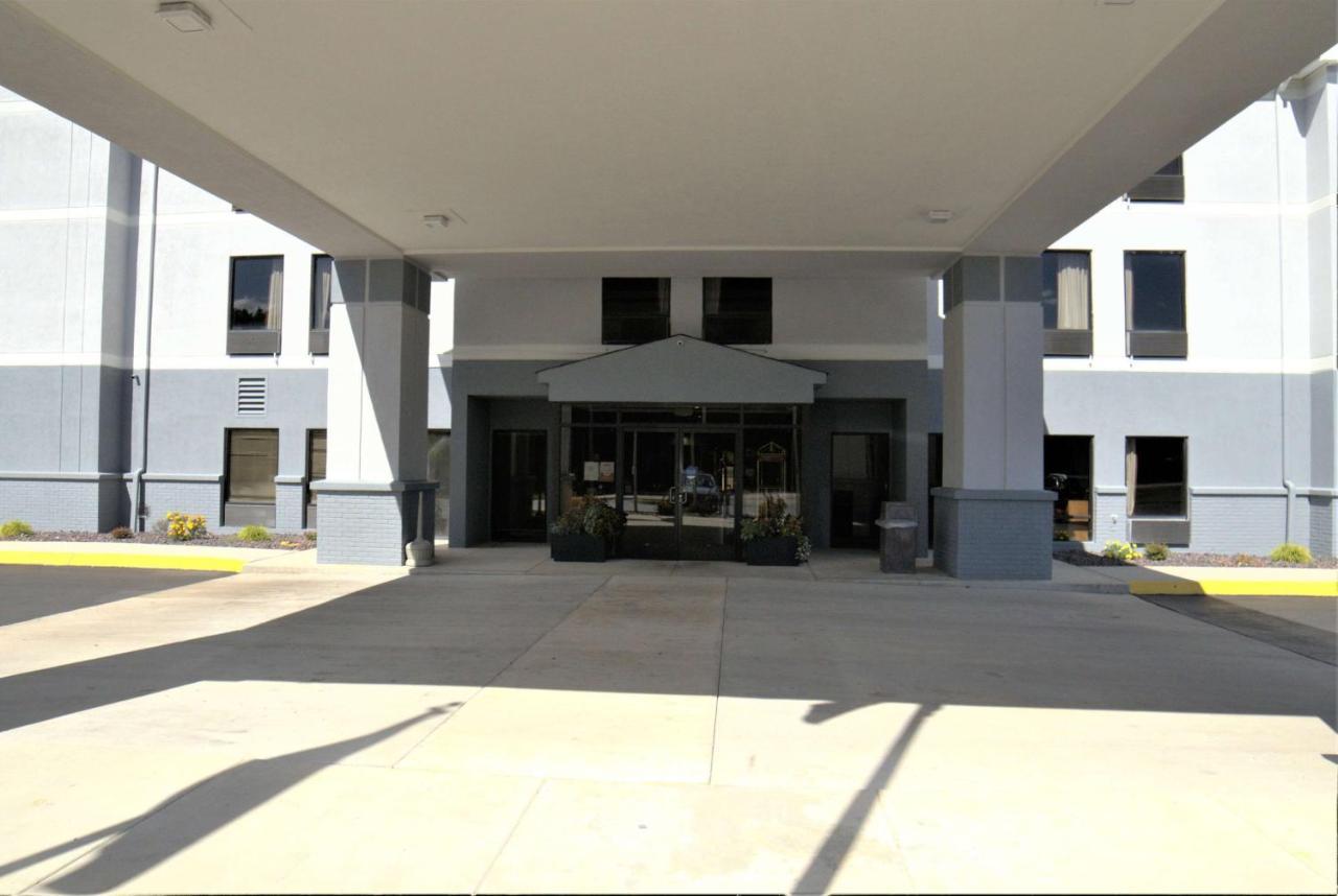 Super 8 By Wyndham Crossville Tn Extérieur photo