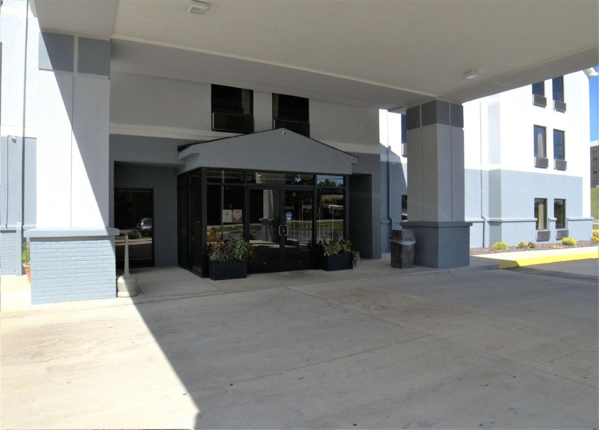 Super 8 By Wyndham Crossville Tn Extérieur photo